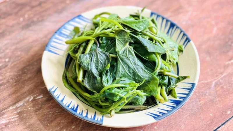Mẹ uống nước lạnh cho con bú có sao không? 4