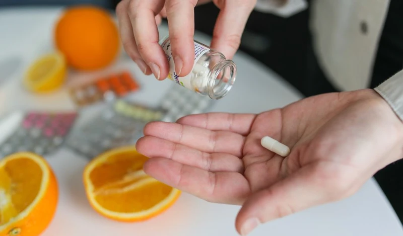Vitamin D3 có tác dụng gì còn phụ thuộc vào cách sử dụng và liều lượng phù hợp với từng đối tượng