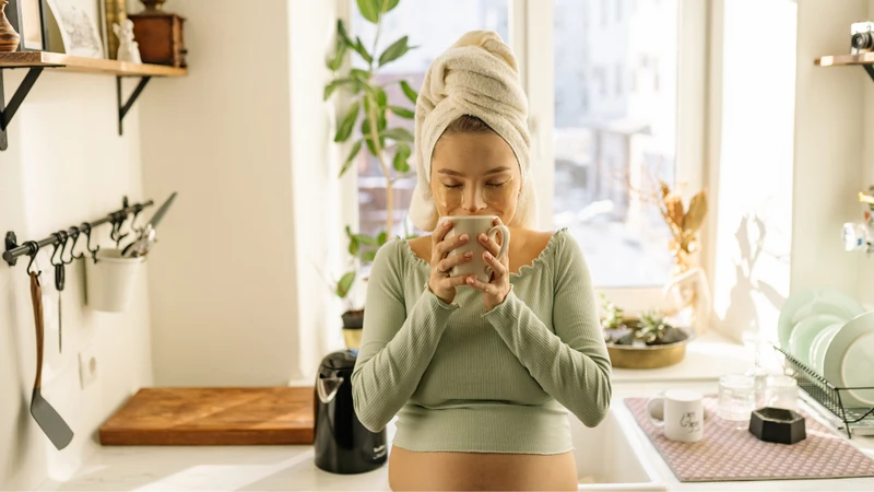 Phụ nữ mang thai cần thận trọng khi uống trà gừng