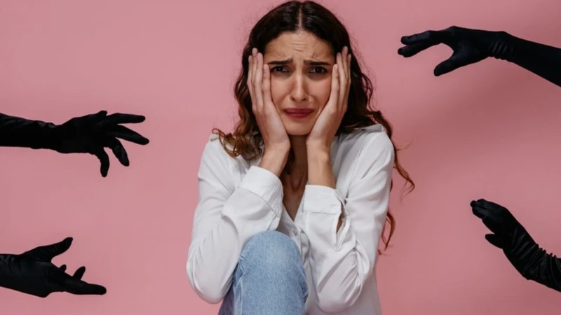 Ám thị tâm lý có thể tác động đến cảm xúc của bạn