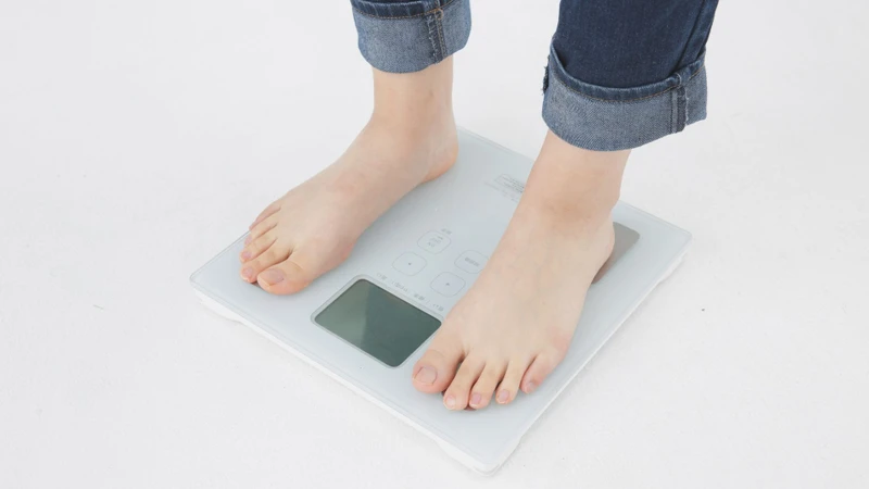 Những đối tượng cần hạn chế ăn nhãn là người thừa cân, béo phì