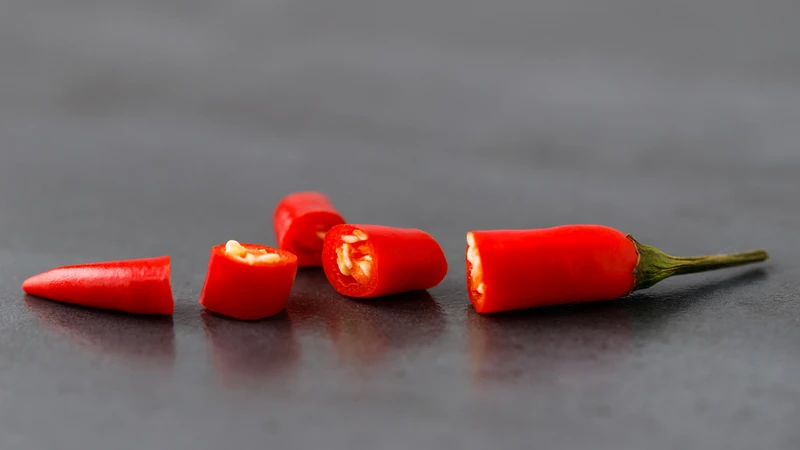 Chỉ nên ăn một lượng nhỏ ớt mỗi ngày
