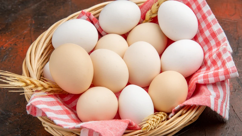Nhiều bố mẹ thắc mắc “ăn trứng có giúp tăng chiều cao không?” để bổ sung dinh dưỡng cho con