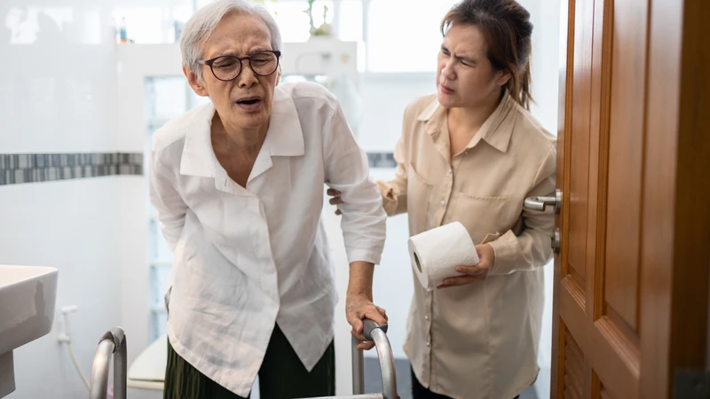 Áp xe cạnh hậu môn có triệu chứng gì? Áp xe hậu môn có nguy hiểm không? 4