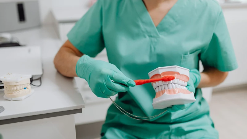 Đánh răng đúng cách giúp phòng ngừa nhiều bệnh lý răng miệng