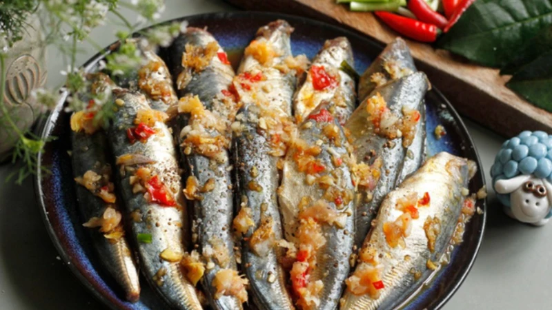 ba-bau-an-ca-nuc-duoc-khong-phuong-phap-lua-chon-va-che-bien-ca-an-toan-cho-me-bau 3