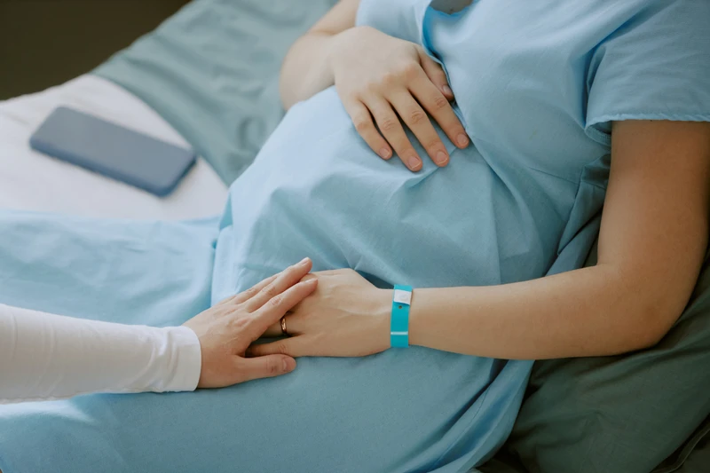 Bà bầu bị đau một bên hông phải và 6 nguyên nhân phổ biến 5