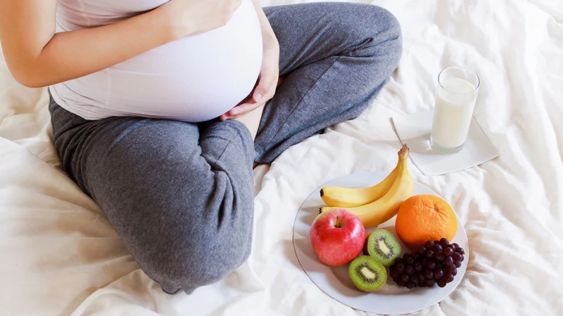 Bà bầu bị ngộ độc thực phẩm nên ăn gì​? 4