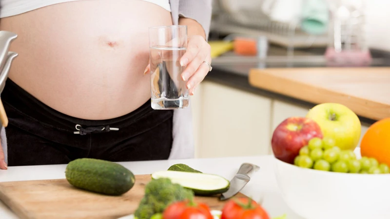 Bà bầu bị táo bón sau 3 tháng đầu thai kỳ có nguy hiểm không? Cách xử trí 2