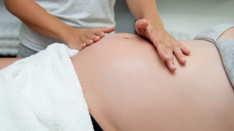 Bà bầu có được dùng máy massage không? Cách sử dụng máy massage như thế nào để an toàn cho phụ nữ mang thai?