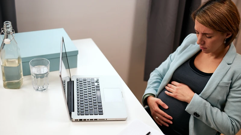 Bà bầu đau bụng lâm râm tháng cuối có nguy hiểm không?3