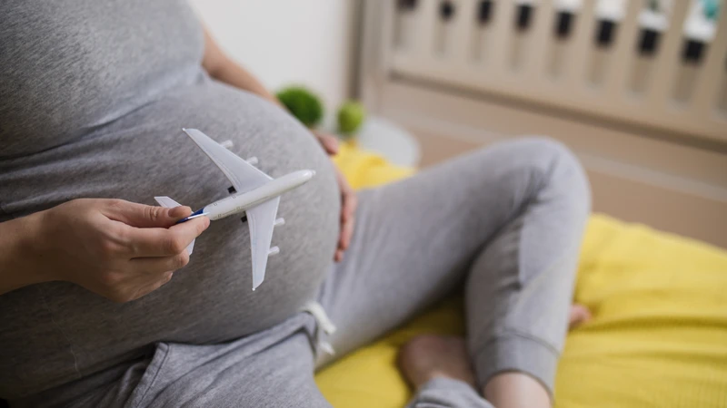 Bà bầu mấy tháng không được đi máy bay? 3