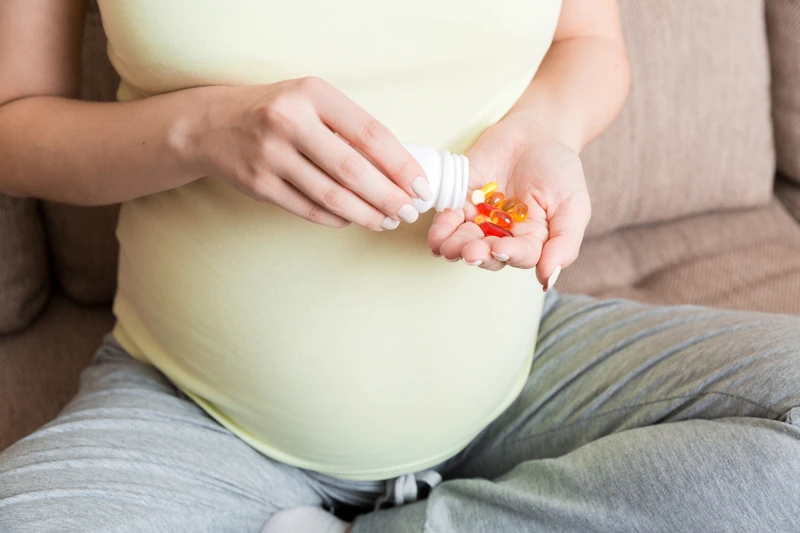 Bà bầu nên uống sắt trước hay sau khi ăn để cơ thể hấp thụ tốt nhất? 2