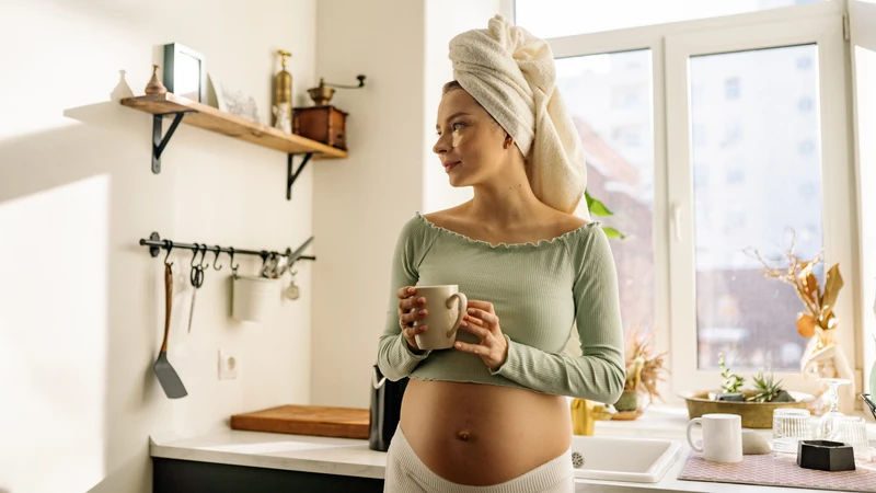 Giữ đủ nước cho cơ thể là điều cần thiết cho mẹ bầu