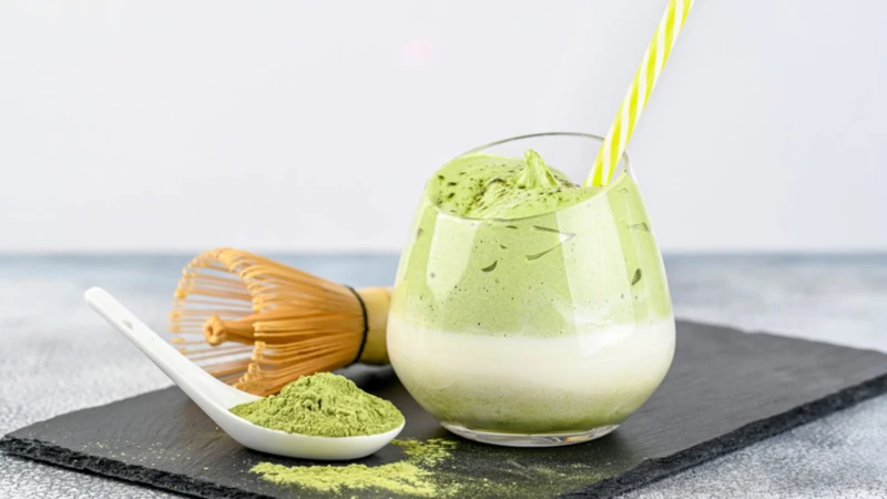 Bạn chỉ nên uống matcha với một lượng hợp lý