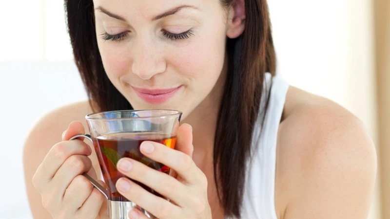 Bạn nên uống trà dây vào buổi sáng hoặc chiều sau ăn 30 phút