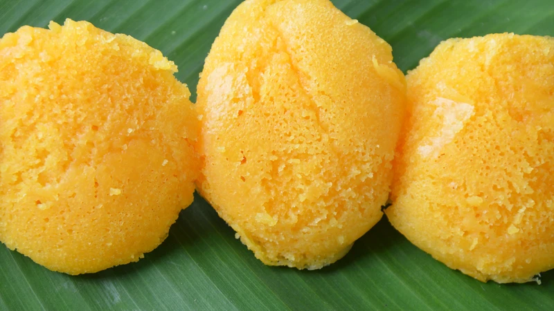 Bánh bò là món ăn dân dã, quen thuộc trong ẩm thực Việt Nam