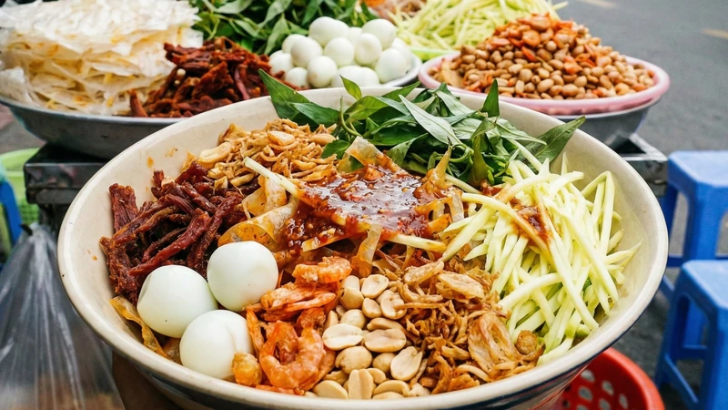 Bánh tráng trộn bao nhiêu calo còn tùy thuộc vào các loại nguyên liệu