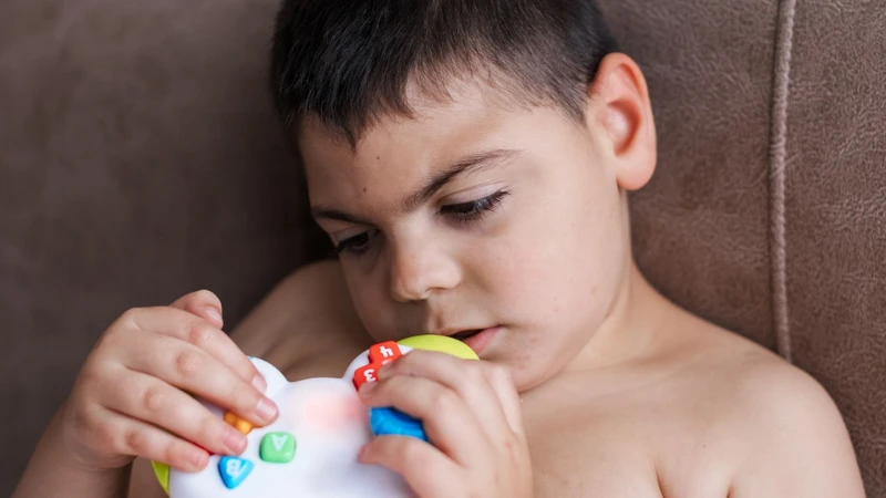 Bất thường nhiễm sắc thể số 9 có thể khiến trẻ chậm phát triển vận động và nhận thức