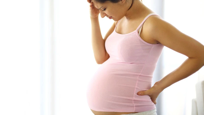 Bầu ăn hồng giòn được không? Tác dụng và lưu ý mẹ bầu cần biết 5