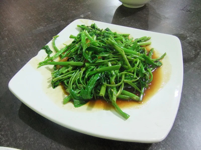 Bầu ăn rau muống được không? Những điều bà bầu cần lưu ý khi ăn rau muống 4
