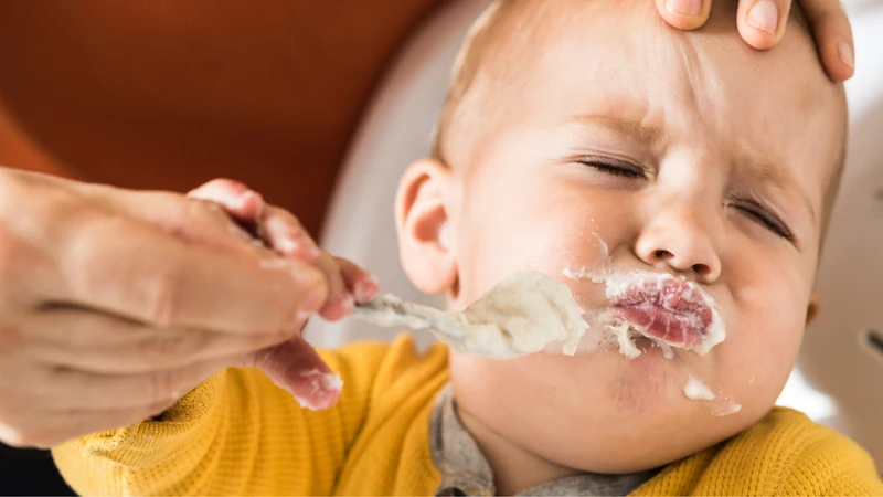 Bé 5 tháng ăn dặm được chưa​? Nguyên tắc xây dựng lịch ăn dặm cho bé 4