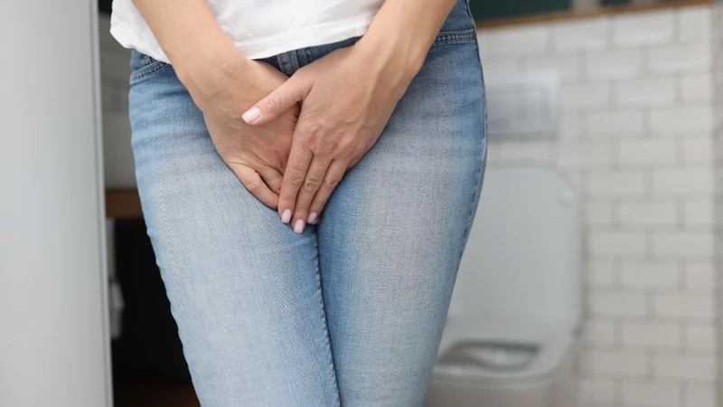 Hạ cam mềm thường gây vết loét tại bộ phận sinh dục