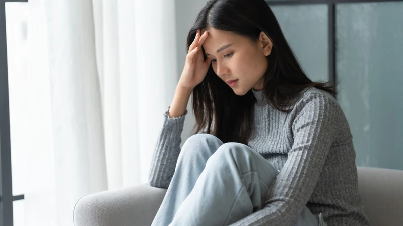 Mụn mủ có thể gây tình trạng căng thẳng, lo lắng, thiếu tự tin