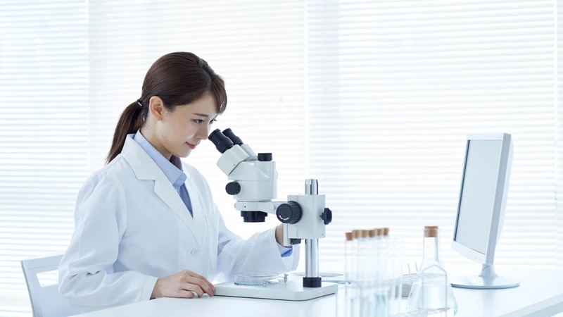 Soi trực tiếp bằng KOH là phương pháp xét nghiệm phổ biến và nhanh chóng
