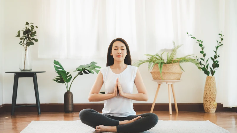 Việc giữ tinh thần thoải mái, thư giãn cũng là một phần để phòng ngừa ngứa mạn tính