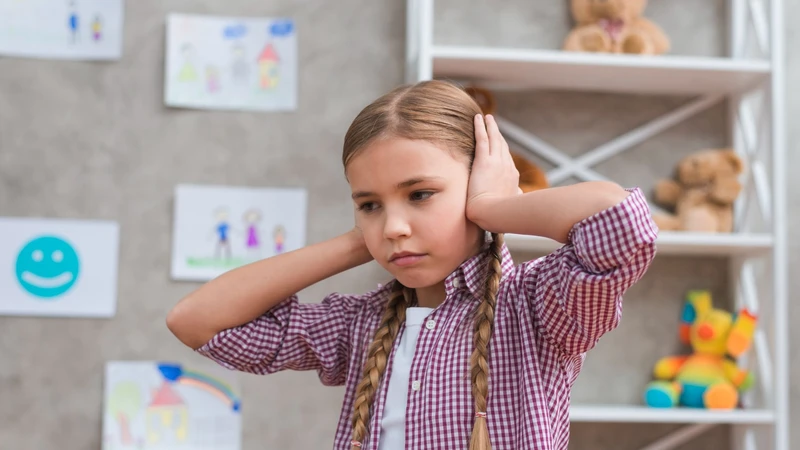 Viêm tai giữa có thể gây giảm thính lực tạm thời
