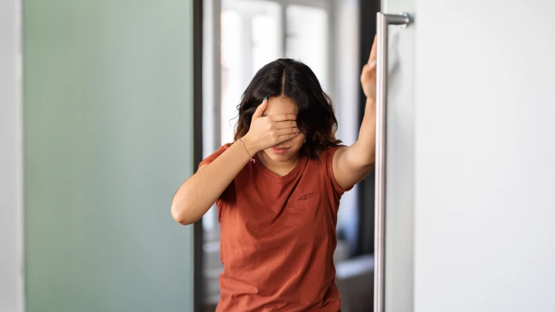 Viêm cơ tim cấp khiến người bệnh cảm thấy chóng mặt, choáng váng hoặc thậm chí ngất xỉu đột ngột
