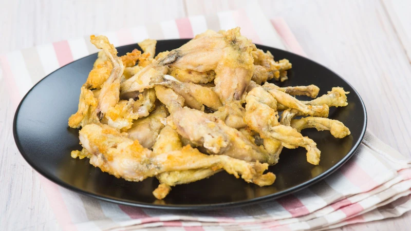 Bệnh gout ăn ếch được không?
