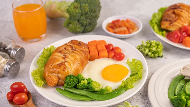Phụ huynh nên đa dạng bữa ăn cho trẻ để duy trì sức khỏe