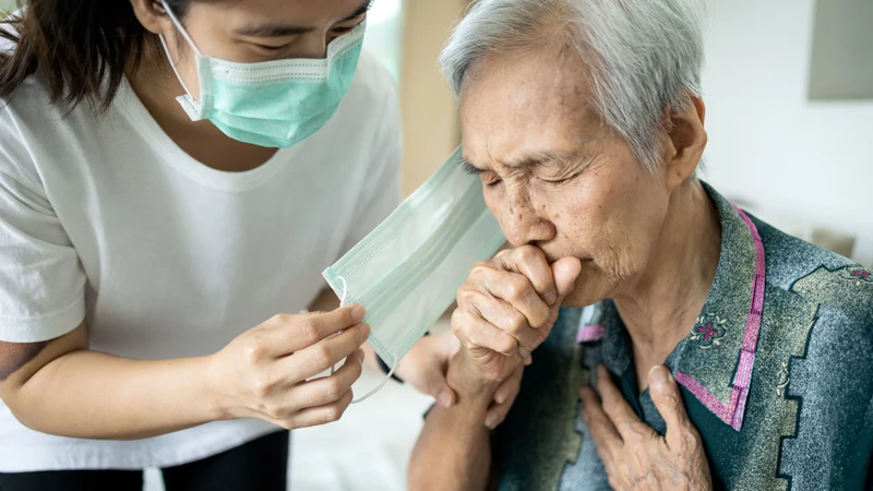 Bệnh lao phổi ở người già: Nguyên nhân, triệu chứng và phương pháp điều trị 2