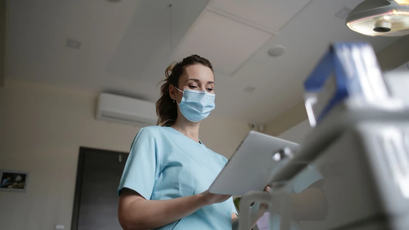 Bệnh lao phổi ở người già: Nguyên nhân, triệu chứng và phương pháp điều trị 4