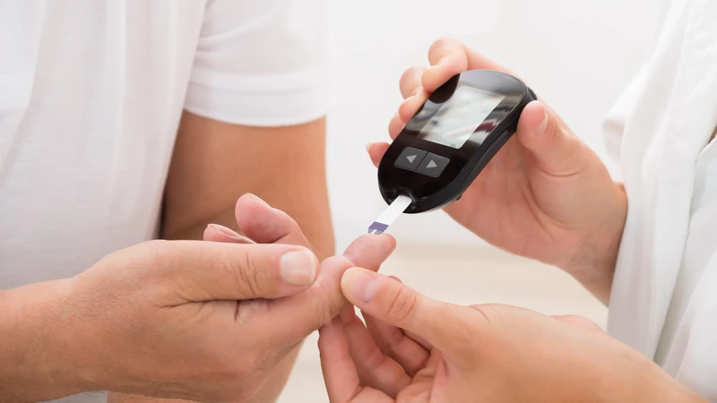 Sau nhồi máu não, người có bệnh nền như tiểu đường dễ gặp biến chứng và tiên lượng xấu