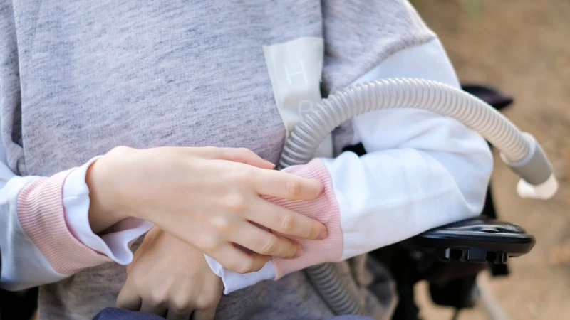 Bệnh teo cơ ở người lớn tuổi là sự suy giảm khối lượng cơ bắp