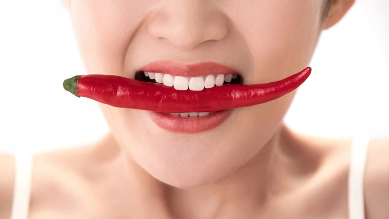Bị bỏng ớt phải làm sao khi tay hoặc miệng bị cay rát do capsaicin