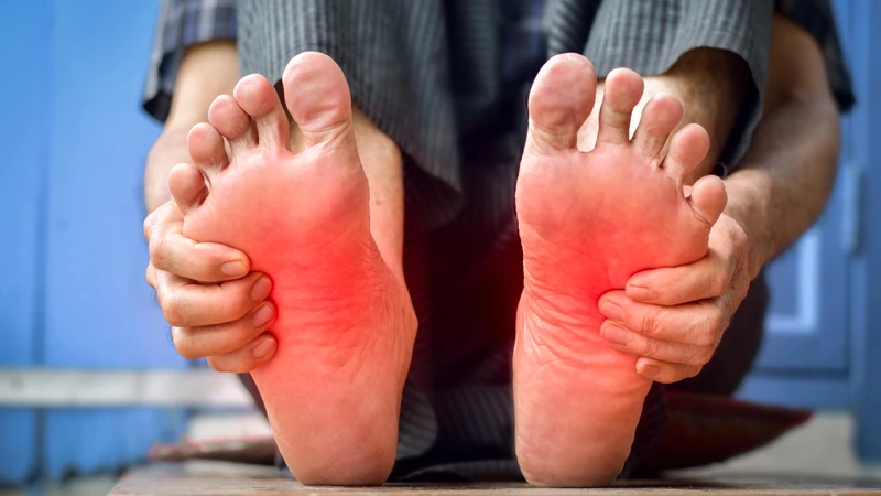 Bị mụn nước ở chân là bệnh gì? 2