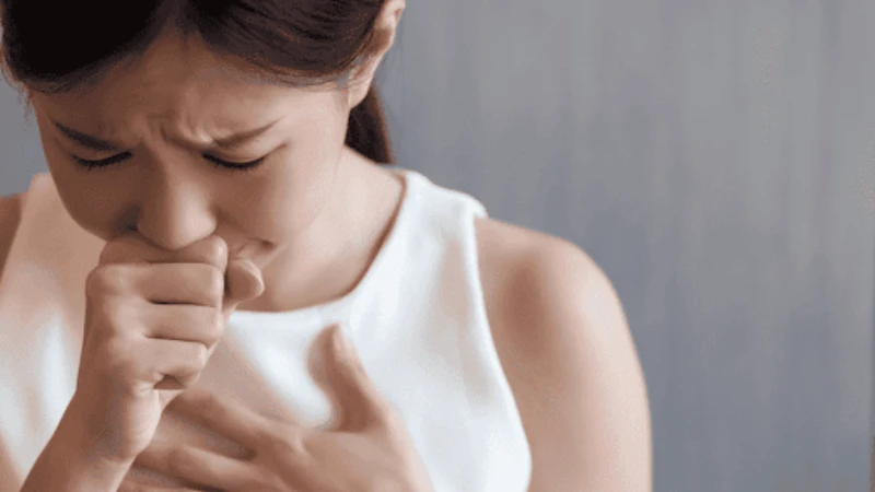Bị nấc cụt nhiều lần trong ngày có sao không? Đa số trường hợp lành tính, chỉ kéo dài ngắn và tự hết