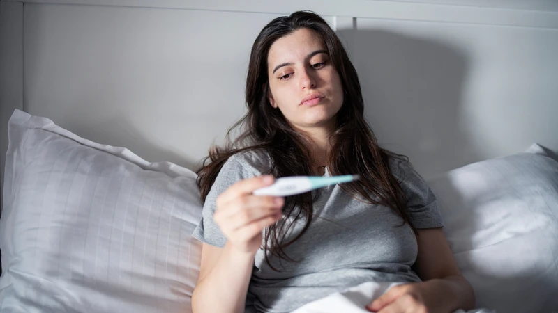 Bệnh nhân sốt xuất huyết bị mất ngủ có sao không? 2