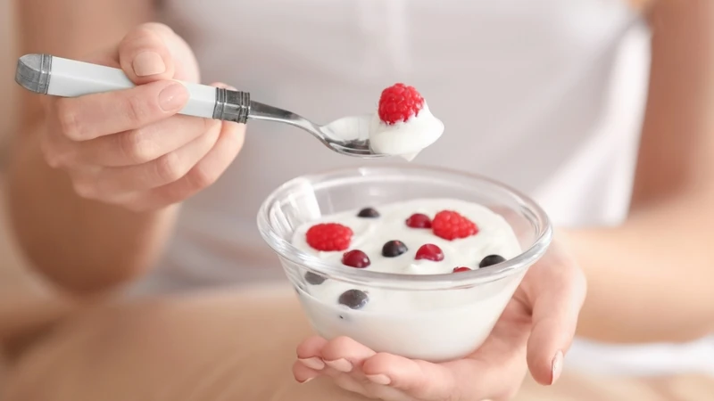 Bị tắc ruột nên ăn gì? Gợi ý chế độ ăn giúp hỗ trợ hồi phục an toàn 1