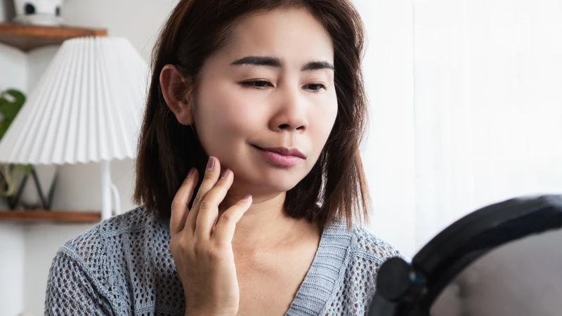 Bị tê mặt có nguy hiểm không? Khi nào cần đi khám? 1