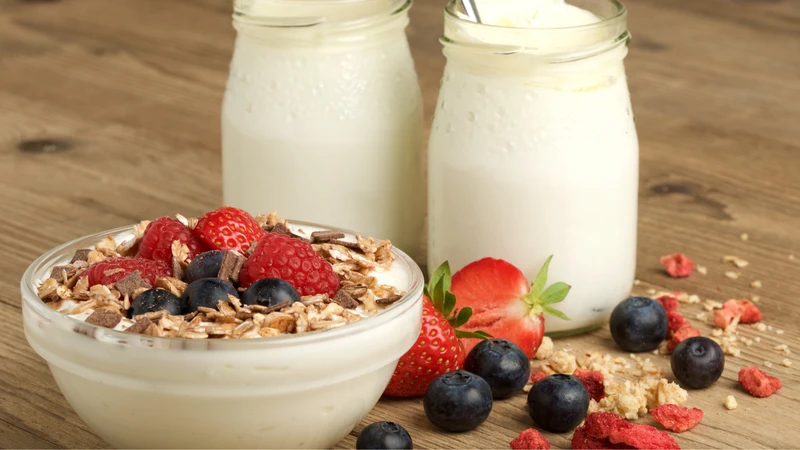 Bị thủy đậu có được ăn sữa chua không? Nên và không nên ăn loại sữa chua nào? 1