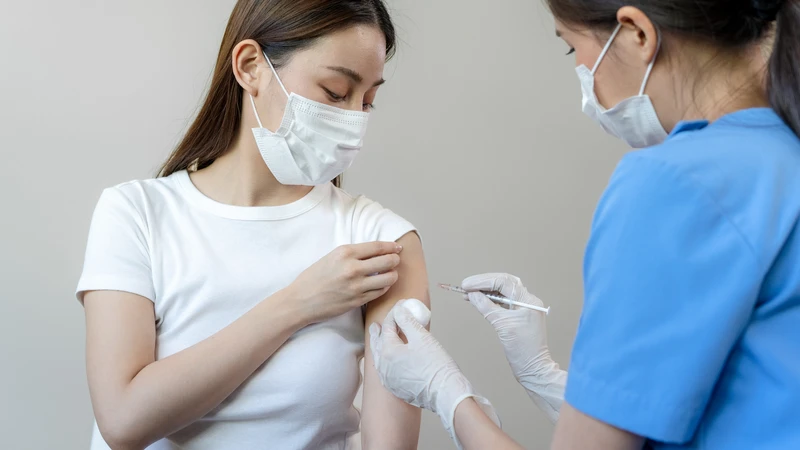 Tiêm vắc xin viêm gan B là biện pháp phòng bệnh chủ động