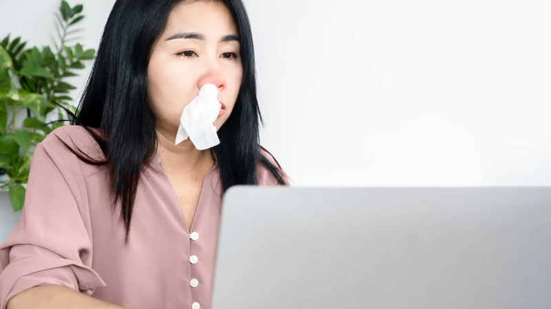 Bị viêm mũi dị ứng máy lạnh phải làm sao? 2