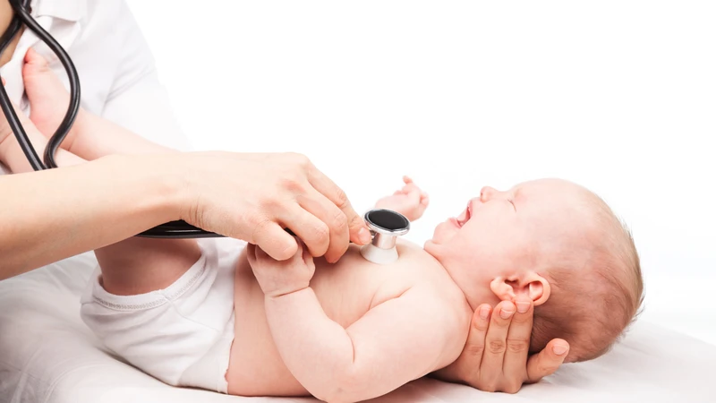 Biểu hiện, cách xử lý và phòng ngừa hạ thân nhiệt ở trẻ sơ sinh 2