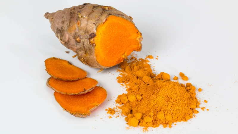 Curcumin trong nghệ tươi có đặc tính chống viêm và hoạt tính kháng khuẩn