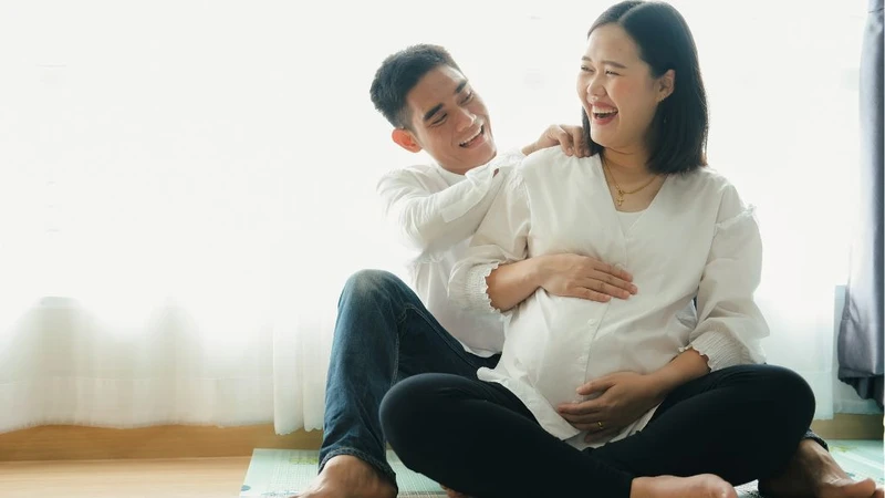 Bụng tròn là trai hay gái? Chăm sóc mẹ bầu ra sao khi bụng lớn? 5